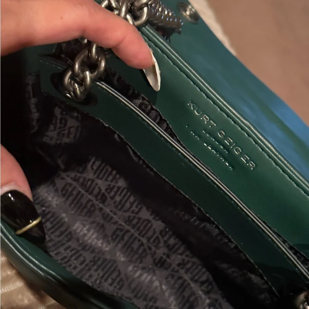 Kurt Geiger Dusky Green Quilted Leather Chain Shoulder Bag - Picture 7 of 10